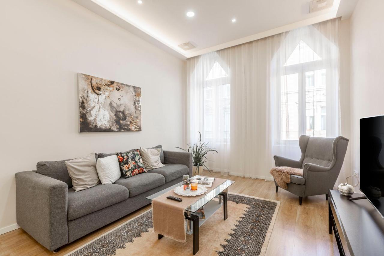 Exclusive Csengery Residence In The Heart Of 布达佩斯 外观 照片