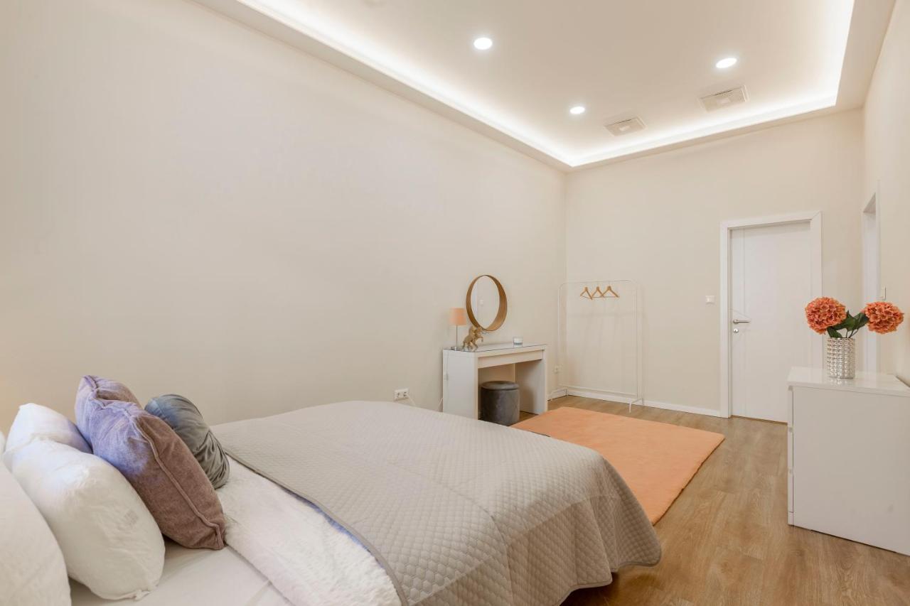 Exclusive Csengery Residence In The Heart Of 布达佩斯 外观 照片